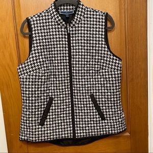 Karen Scott Sport Houndstooth Vest